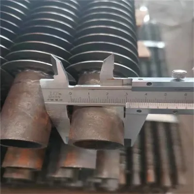 840 Elektrisches Rippenheizrohr